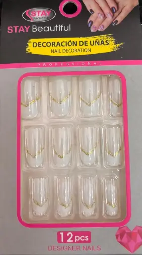 UNAS POSTIZAS DE MUJER 